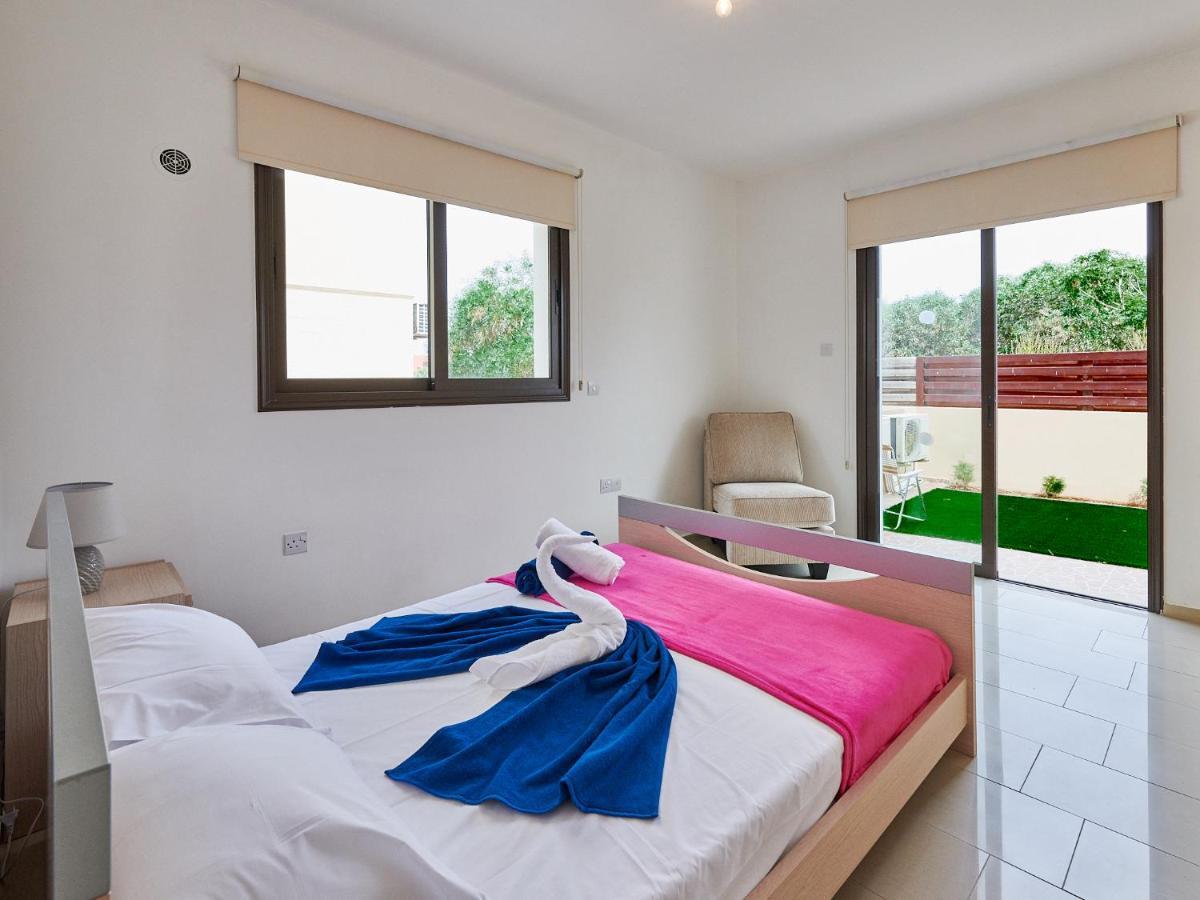 פרוטאראס Kyklades Angie Resort מראה חיצוני תמונה