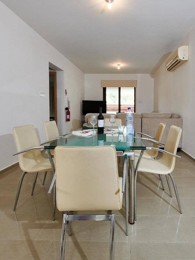 פרוטאראס Kyklades Angie Resort מראה חיצוני תמונה