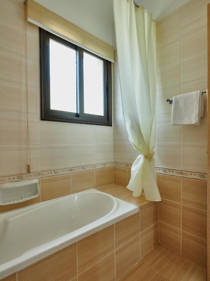 פרוטאראס Kyklades Angie Resort מראה חיצוני תמונה