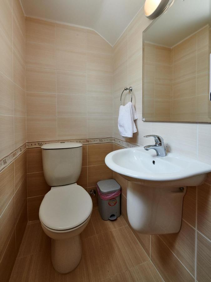 פרוטאראס Kyklades Angie Resort מראה חיצוני תמונה