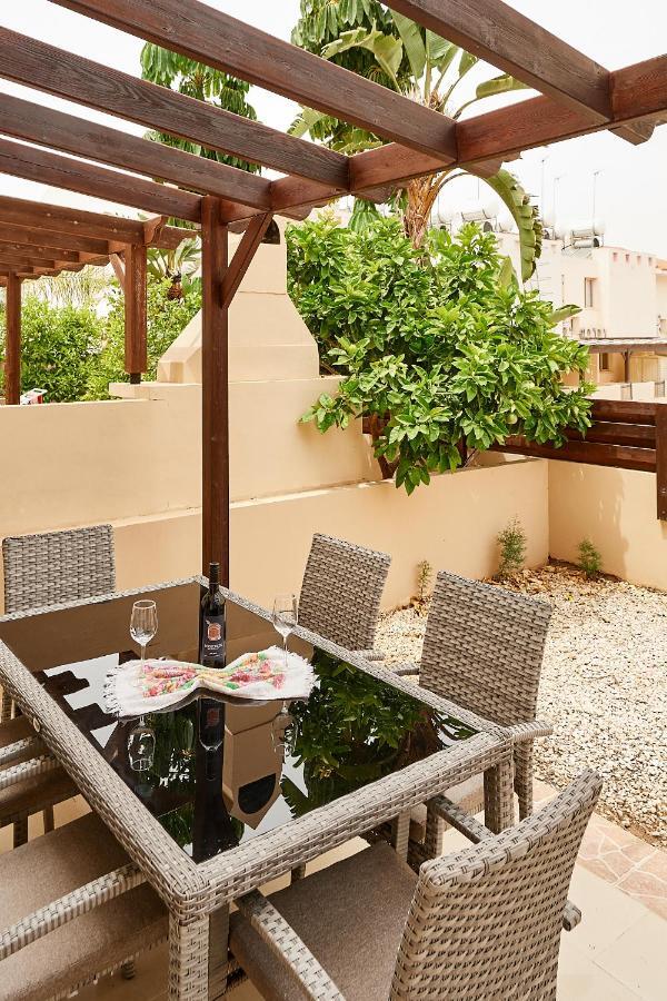 פרוטאראס Kyklades Angie Resort מראה חיצוני תמונה